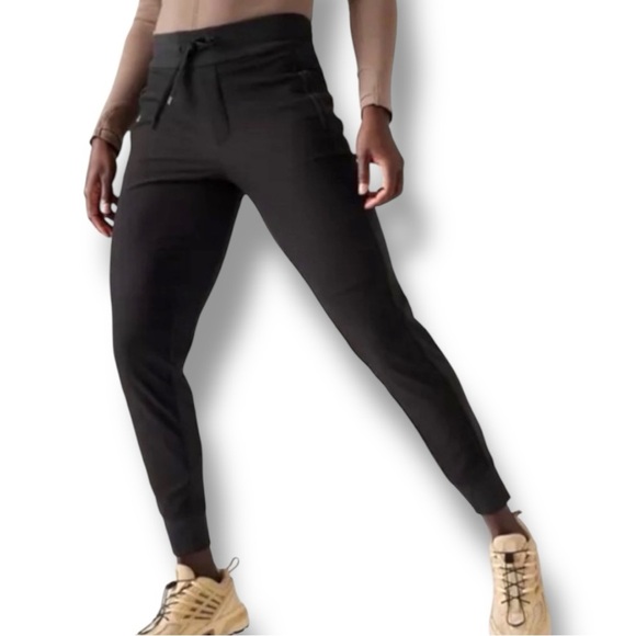 ATHLETA Headlands Hybrid Trek Mid-Rise Jogger- Black Size: 20 - Picture 1 of 11